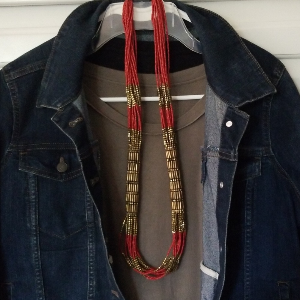 Beaded necklace